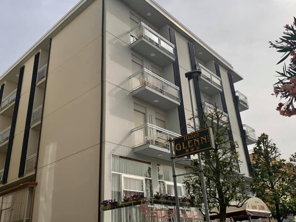 Hotel Glenn ريميني المظهر الخارجي الصورة
